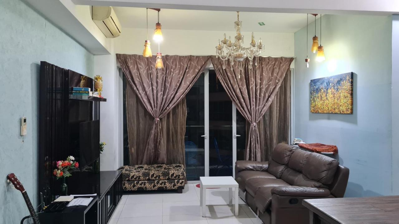 Hostel At Regalia Sky Pool Kuala Lumpur Ngoại thất bức ảnh