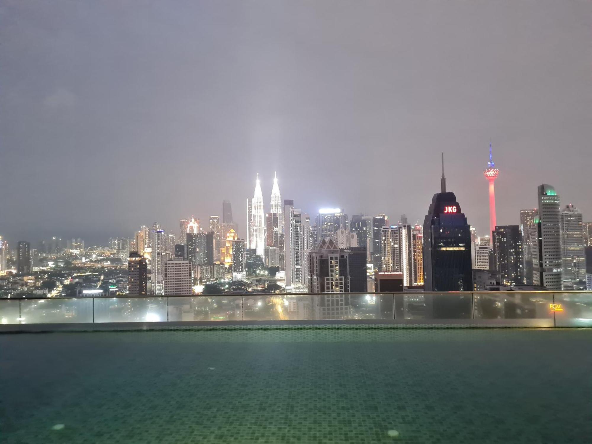 Hostel At Regalia Sky Pool Kuala Lumpur Ngoại thất bức ảnh